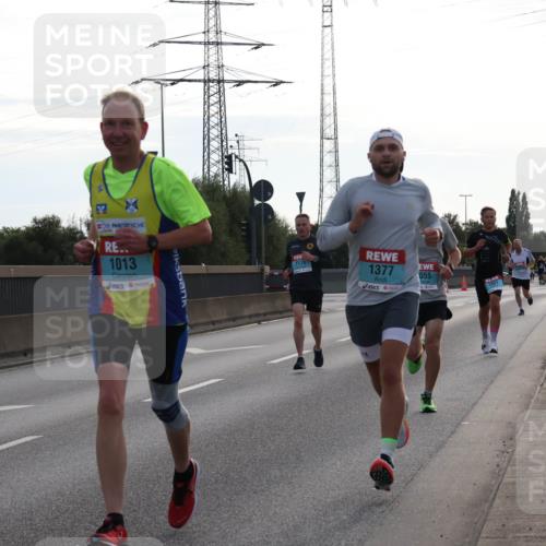 03.10.2024 - Köhlbrandbrückenlauf Luisa Fischer http://msf.ph/oto/7144532 03.10.2024 09:11:05 Position 3 1013, 1115, 1377, 055 meine-sportfotos.de