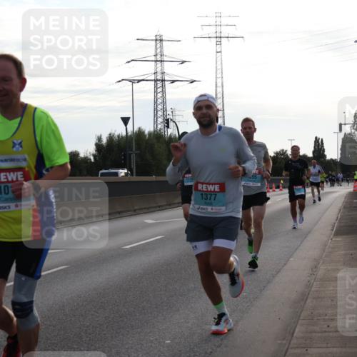 03.10.2024 - Köhlbrandbrückenlauf Luisa Fischer http://msf.ph/oto/7144538 03.10.2024 09:11:05 Position 3 10, 1115, 1377, 55, 1057 meine-sportfotos.de