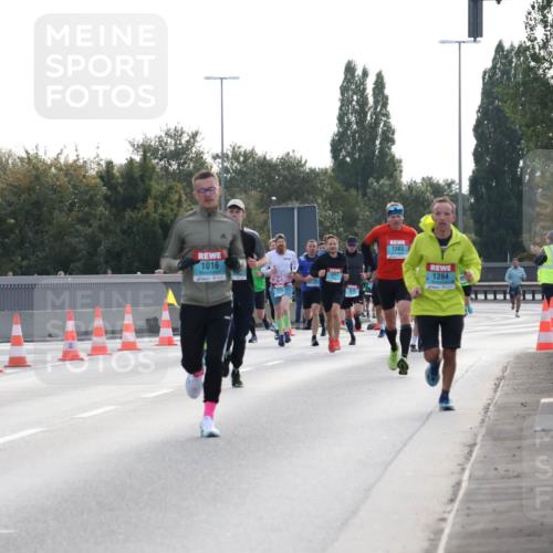 03.10.2024 - Köhlbrandbrückenlauf Luisa Fischer http://msf.ph/oto/7144553 03.10.2024 09:11:15 Position 3 1016, 1017, 1203, 1394 meine-sportfotos.de