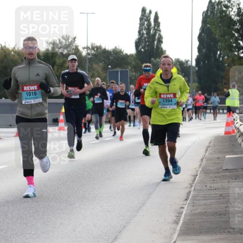 03.10.2024 - Köhlbrandbrückenlauf Luisa Fischer http://msf.ph/oto/7144561 03.10.2024 09:11:18 Position 3 1016, 1394 meine-sportfotos.de