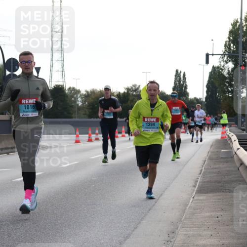 03.10.2024 - Köhlbrandbrückenlauf Luisa Fischer http://msf.ph/oto/7144569 03.10.2024 09:11:21 Position 3 1016, 1160, 1394, 1203 meine-sportfotos.de