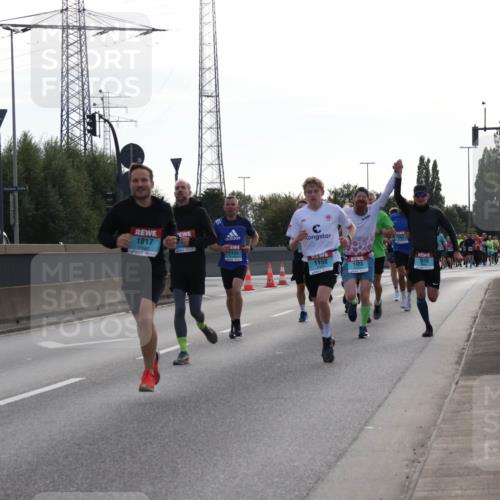 03.10.2024 - Köhlbrandbrückenlauf Luisa Fischer http://msf.ph/oto/7144584 03.10.2024 09:11:29 Position 3 1017, 1155, 1158, 1423, 1316 meine-sportfotos.de