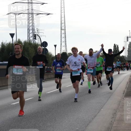 03.10.2024 - Köhlbrandbrückenlauf Luisa Fischer http://msf.ph/oto/7144593 03.10.2024 09:11:30 Position 3 1316, 1017, 1155, 1423, 1158 meine-sportfotos.de