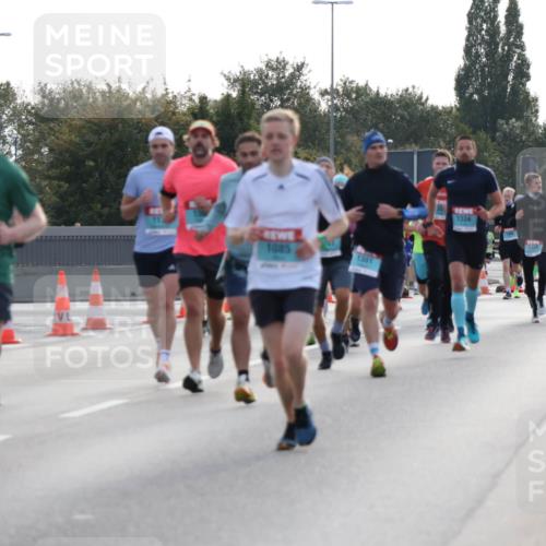 03.10.2024 - Köhlbrandbrückenlauf Luisa Fischer http://msf.ph/oto/7144652 03.10.2024 09:11:44 Position 3 112, 1329, 1085, 1301, 1334, 1109 meine-sportfotos.de