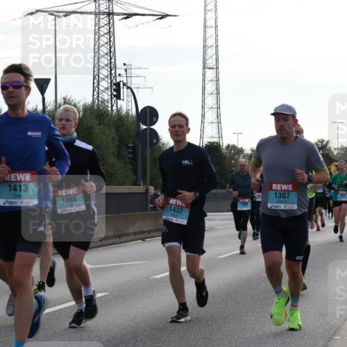 03.10.2024 - Köhlbrandbrückenlauf Luisa Fischer http://msf.ph/oto/7144833 03.10.2024 09:12:05 Position 3 2, 1413, 1068, 1437, 1307, 1089, 1327 meine-sportfotos.de