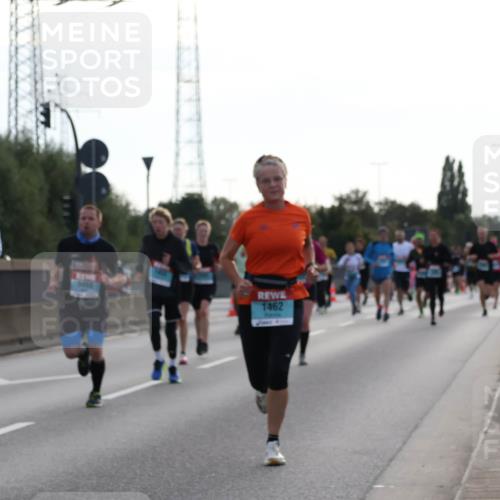 03.10.2024 - Köhlbrandbrückenlauf Luisa Fischer http://msf.ph/oto/7145018 03.10.2024 09:12:33 Position 3 2022, 1218, 3468, 1462 meine-sportfotos.de