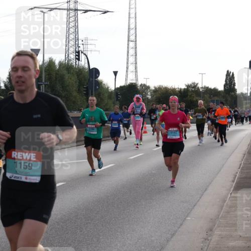 03.10.2024 - Köhlbrandbrückenlauf Luisa Fischer http://msf.ph/oto/7145043 03.10.2024 09:12:45 Position 3 1340, 1159, 00, 1194, 1117 meine-sportfotos.de