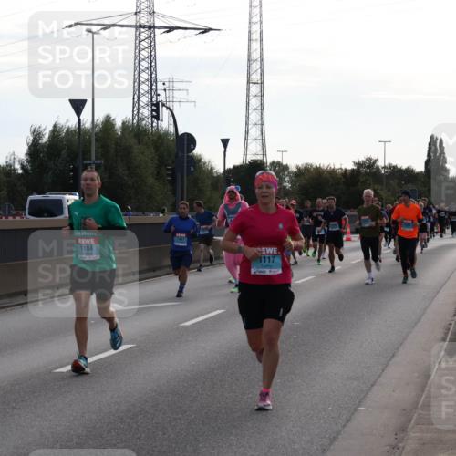 03.10.2024 - Köhlbrandbrückenlauf Luisa Fischer http://msf.ph/oto/7145055 03.10.2024 09:12:47 Position 3 1194, 1239, 1447, 1117, 1 meine-sportfotos.de