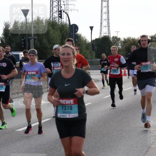 03.10.2024 - Köhlbrandbrückenlauf Luisa Fischer http://msf.ph/oto/7145099 03.10.2024 09:12:56 Position 3 1425, 1119, 1442, 155, 1370, 1630, 1266, 1185 meine-sportfotos.de