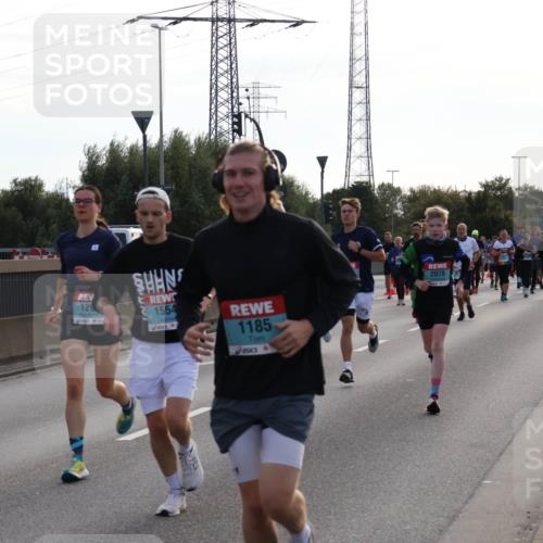 03.10.2024 - Köhlbrandbrückenlauf Luisa Fischer http://msf.ph/oto/7145104 03.10.2024 09:12:58 Position 3 1442, 129, 1554, 1185, 2076 meine-sportfotos.de