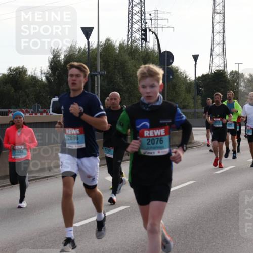 03.10.2024 - Köhlbrandbrückenlauf Luisa Fischer http://msf.ph/oto/7145110 03.10.2024 09:13:00 Position 3 1333, 266, 2696, 1212, 2076, 1323, 1517, 1348 meine-sportfotos.de
