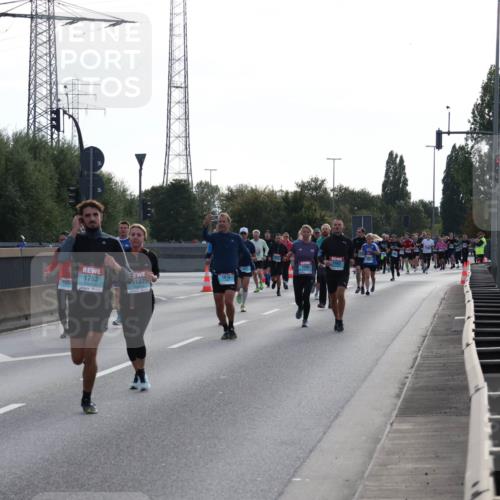 03.10.2024 - Köhlbrandbrückenlauf Luisa Fischer http://msf.ph/oto/7145135 03.10.2024 09:13:14 Position 3 1763, 1615, 1504, 1182, 1983 meine-sportfotos.de