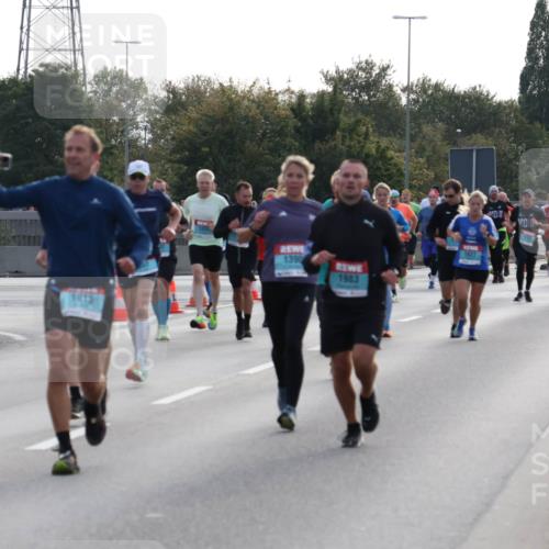03.10.2024 - Köhlbrandbrückenlauf Luisa Fischer http://msf.ph/oto/7145143 03.10.2024 09:13:15 Position 3 1615, 1331, 1390, 1983, 1427 meine-sportfotos.de