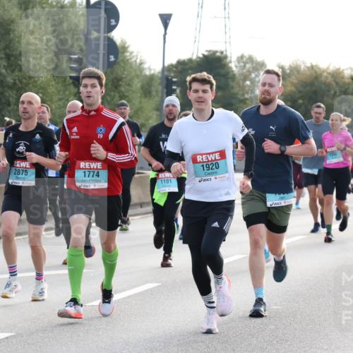 03.10.2024 - Köhlbrandbrückenlauf Luisa Fischer http://msf.ph/oto/7145172 03.10.2024 09:13:33 Position 3 12, 2875, 19, 1774, 1101, 1920, 1598, 2035 meine-sportfotos.de