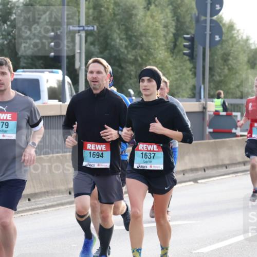 03.10.2024 - Köhlbrandbrückenlauf Luisa Fischer http://msf.ph/oto/7145270 03.10.2024 09:14:11 Position 3 1279, 1694, 1637, 1523 meine-sportfotos.de