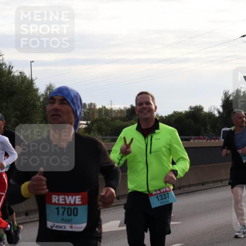 03.10.2024 - Köhlbrandbrückenlauf Luisa Fischer http://msf.ph/oto/7145304 03.10.2024 09:14:21 Position 3 1997, 1700, 1337, 364 meine-sportfotos.de