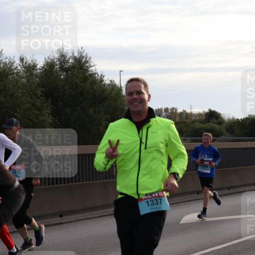 03.10.2024 - Köhlbrandbrückenlauf Luisa Fischer http://msf.ph/oto/7145312 03.10.2024 09:14:21 Position 3 1695, 1337, 1999, 364 meine-sportfotos.de