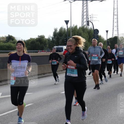 03.10.2024 - Köhlbrandbrückenlauf Luisa Fischer http://msf.ph/oto/7145333 03.10.2024 09:14:27 Position 3 74, 1421, 1103, 1547, 1676, 144, 16, 1649 meine-sportfotos.de