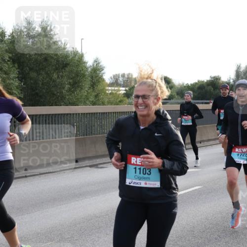 03.10.2024 - Köhlbrandbrückenlauf Luisa Fischer http://msf.ph/oto/7145351 03.10.2024 09:14:28 Position 3 1103, 14, 1728 meine-sportfotos.de