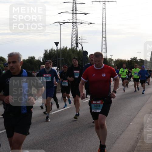 03.10.2024 - Köhlbrandbrückenlauf Luisa Fischer http://msf.ph/oto/7145367 03.10.2024 09:14:31 Position 3 1649, 2220, 1650, 1697 meine-sportfotos.de