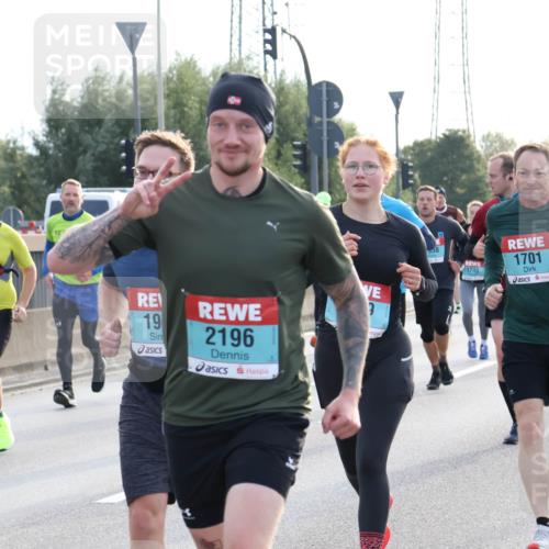 03.10.2024 - Köhlbrandbrückenlauf Luisa Fischer http://msf.ph/oto/7145486 03.10.2024 09:14:48 Position 3 1253, 19, 2196, 58, 1240, 1701 meine-sportfotos.de