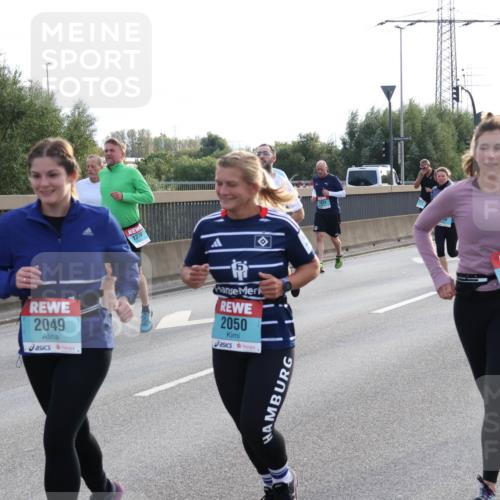 03.10.2024 - Köhlbrandbrückenlauf Luisa Fischer http://msf.ph/oto/7145618 03.10.2024 09:15:18 Position 3 1278, 2049, 2050, 190, 1513 meine-sportfotos.de