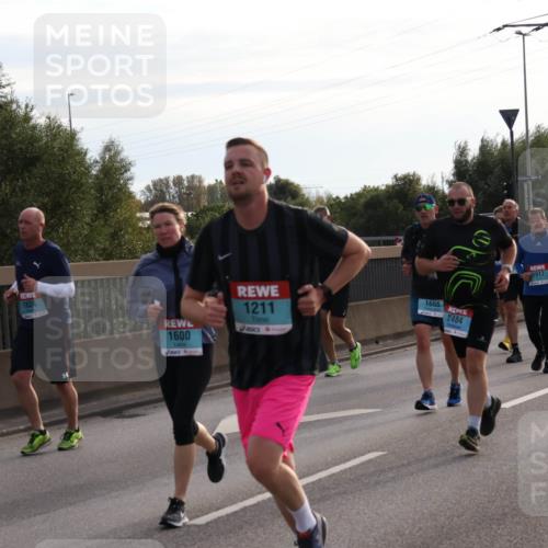 03.10.2024 - Köhlbrandbrückenlauf Luisa Fischer http://msf.ph/oto/7145624 03.10.2024 09:15:21 Position 3 1824, 1600, 1211, 1666, 2484, 1917 meine-sportfotos.de