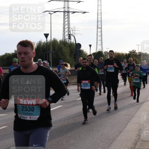 03.10.2024 - Köhlbrandbrückenlauf Luisa Fischer http://msf.ph/oto/7145662 03.10.2024 09:15:29 Position 3 81, 1444, 2530, 2326, 3728, 1620, 1844, 2483 meine-sportfotos.de
