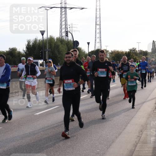 03.10.2024 - Köhlbrandbrückenlauf Luisa Fischer http://msf.ph/oto/7145673 03.10.2024 09:15:30 Position 3 1444, 1605, 1794, 2326, 3728, 1620, 2483 meine-sportfotos.de
