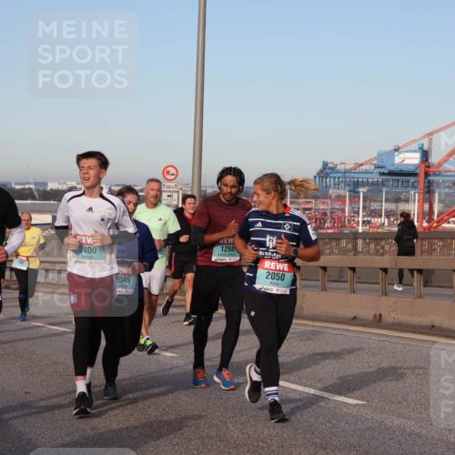 03.10.2024 - Köhlbrandbrückenlauf Matties Gatica Varas http://msf.ph/oto/7145693 03.10.2024 09:42:56 Position 2 1500, 500, 2400, 2049, 1298, 2050, 1652, 2191 meine-sportfotos.de