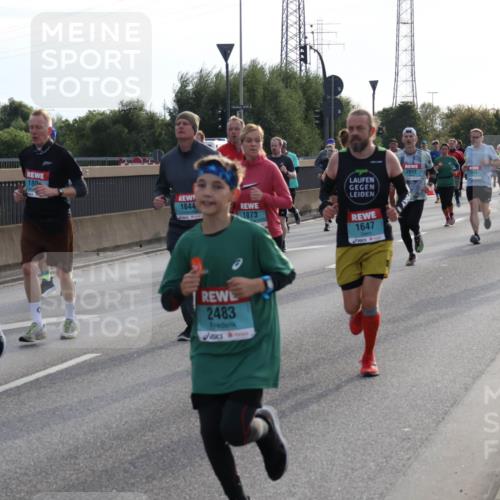 03.10.2024 - Köhlbrandbrückenlauf Luisa Fischer http://msf.ph/oto/7145721 03.10.2024 09:15:33 Position 3 2326, 180, 1844, 2483, 2612, 1873, 1647, 2057 meine-sportfotos.de