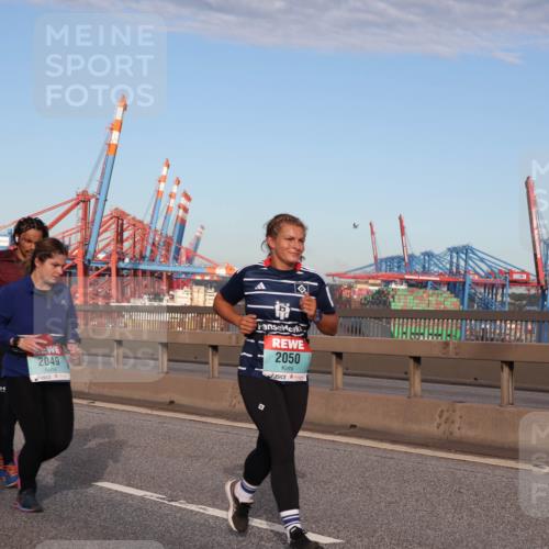 03.10.2024 - Köhlbrandbrückenlauf Matties Gatica Varas http://msf.ph/oto/7145723 03.10.2024 09:42:58 Position 2 2049, 2050 meine-sportfotos.de