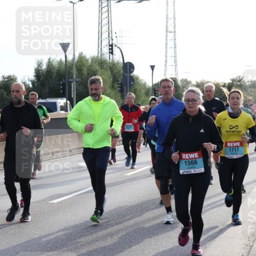 03.10.2024 - Köhlbrandbrückenlauf Luisa Fischer http://msf.ph/oto/7145874 03.10.2024 09:15:54 Position 3 1691, 1118, 1566, 1717, 2753, 2752 meine-sportfotos.de