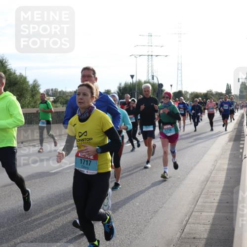 03.10.2024 - Köhlbrandbrückenlauf Luisa Fischer http://msf.ph/oto/7145916 03.10.2024 09:15:57 Position 3 1717, 1716 meine-sportfotos.de
