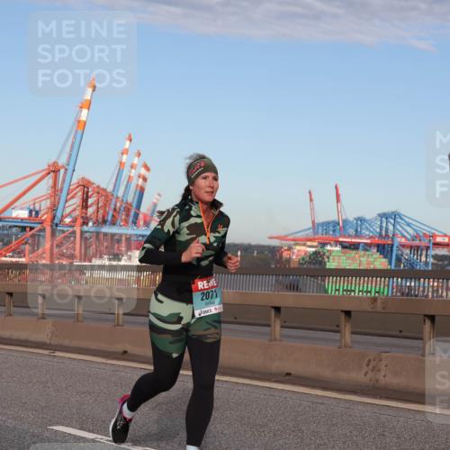 03.10.2024 - Köhlbrandbrückenlauf Matties Gatica Varas http://msf.ph/oto/7145963 03.10.2024 09:43:14 Position 2 1147, 2071 meine-sportfotos.de