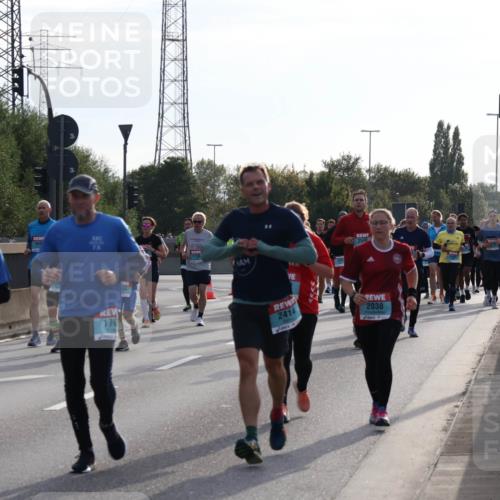 03.10.2024 - Köhlbrandbrückenlauf Luisa Fischer http://msf.ph/oto/7145975 03.10.2024 09:16:15 Position 3 1864, 3010, 30, 07, 164, 170, 255, 2414, 2038 meine-sportfotos.de