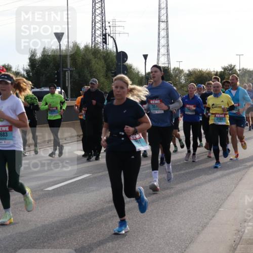 03.10.2024 - Köhlbrandbrückenlauf Luisa Fischer http://msf.ph/oto/7146017 03.10.2024 09:16:24 Position 3 1683, 3236, 357, 1982, 2191 meine-sportfotos.de