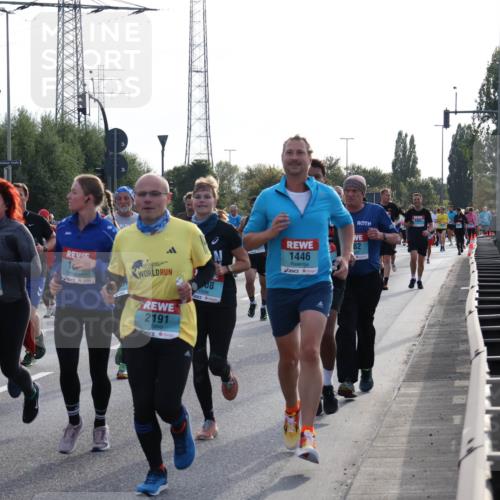 03.10.2024 - Köhlbrandbrückenlauf Luisa Fischer http://msf.ph/oto/7146040 03.10.2024 09:16:27 Position 3 20, 2090, 1, 858, 2191, 08, 1446, 82 meine-sportfotos.de