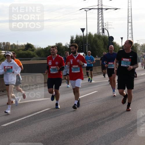 03.10.2024 - Köhlbrandbrückenlauf Luisa Fischer http://msf.ph/oto/7146093 03.10.2024 09:16:36 Position 3 855, 1741, 1297, 1272, 1050, 961 meine-sportfotos.de