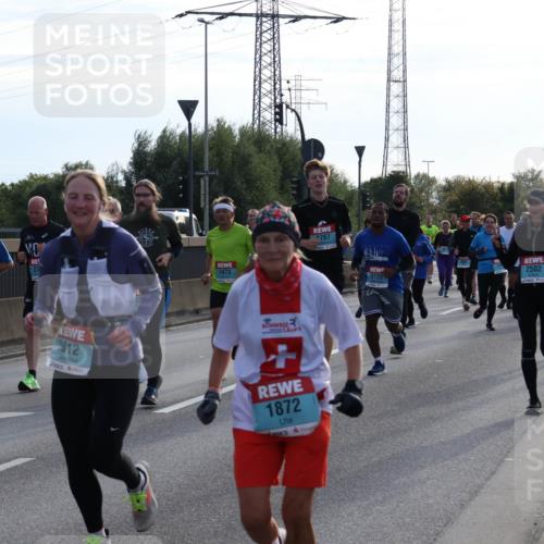 03.10.2024 - Köhlbrandbrückenlauf Luisa Fischer http://msf.ph/oto/7146155 03.10.2024 09:16:45 Position 3 2109, 2099, 22, 1473, 1767, 2812, 1872, 3723, 2502 meine-sportfotos.de