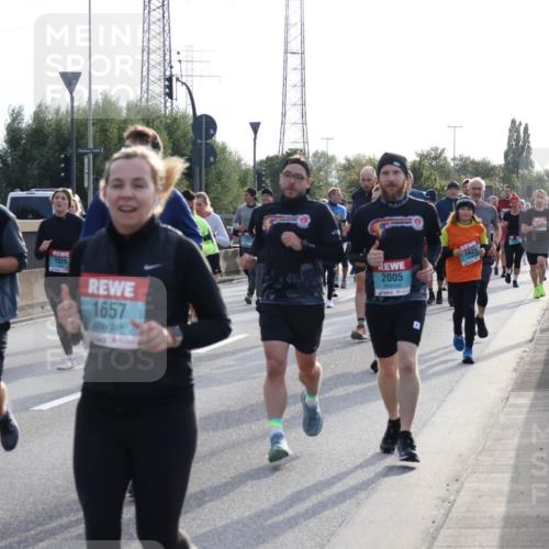 03.10.2024 - Köhlbrandbrückenlauf Luisa Fischer http://msf.ph/oto/7146256 03.10.2024 09:17:05 Position 3 1079, 2225, 1526, 1657, 2005, 1621 meine-sportfotos.de