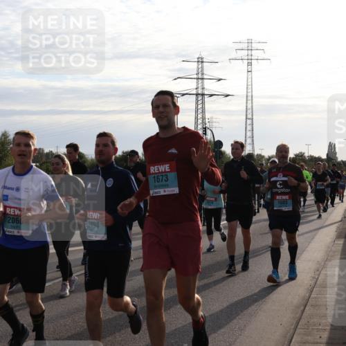 03.10.2024 - Köhlbrandbrückenlauf Luisa Fischer http://msf.ph/oto/7146275 03.10.2024 09:17:20 Position 3 1345, 1200, 1945, 206, 2494, 1673, 2878, 1603 meine-sportfotos.de