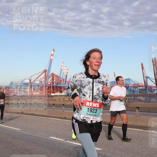 03.10.2024 - Köhlbrandbrückenlauf Matties Gatica Varas http://msf.ph/oto/7146277 03.10.2024 09:43:42 Position 2 2463, 1923 meine-sportfotos.de