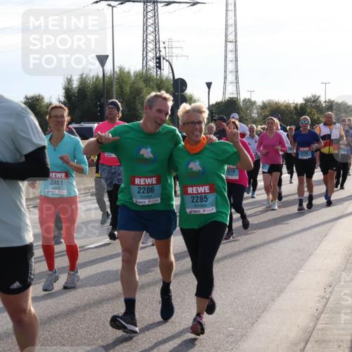 03.10.2024 - Köhlbrandbrückenlauf Luisa Fischer http://msf.ph/oto/7146314 03.10.2024 09:17:32 Position 3 2460, 2453, 2461, 2286, 2285, 1570, 3154 meine-sportfotos.de