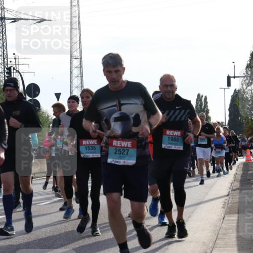 03.10.2024 - Köhlbrandbrückenlauf Luisa Fischer http://msf.ph/oto/7146447 03.10.2024 09:18:10 Position 3 2658, 14, 1635, 2527, 1966, 2964 meine-sportfotos.de