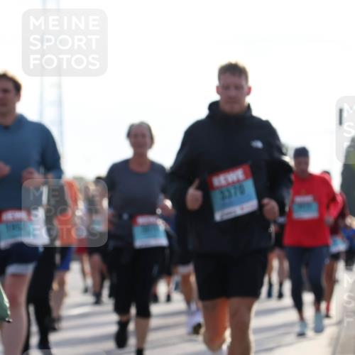 03.10.2024 - Köhlbrandbrückenlauf Luisa Fischer http://msf.ph/oto/7146600 03.10.2024 09:21:22 Position 3 3370 meine-sportfotos.de