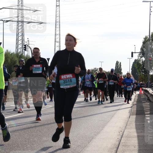 03.10.2024 - Köhlbrandbrückenlauf Luisa Fischer http://msf.ph/oto/7146629 03.10.2024 09:21:36 Position 3 3246, 3034, 2589, 3518 meine-sportfotos.de