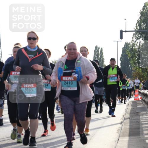 03.10.2024 - Köhlbrandbrückenlauf Luisa Fischer http://msf.ph/oto/7146725 03.10.2024 09:21:57 Position 3 2814, 3172, 3669, 300, 2419, 244, 3083 meine-sportfotos.de