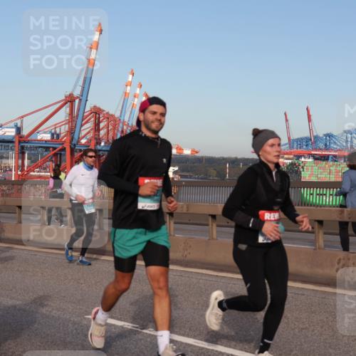 03.10.2024 - Köhlbrandbrückenlauf Matties Gatica Varas http://msf.ph/oto/7146784 03.10.2024 09:42:30 Position 2 1525, 152 meine-sportfotos.de