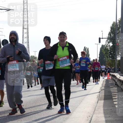 03.10.2024 - Köhlbrandbrückenlauf Luisa Fischer http://msf.ph/oto/7146812 03.10.2024 09:22:04 Position 3 3634, 3705, 2994, 3172, 1275, 3706, 295 meine-sportfotos.de